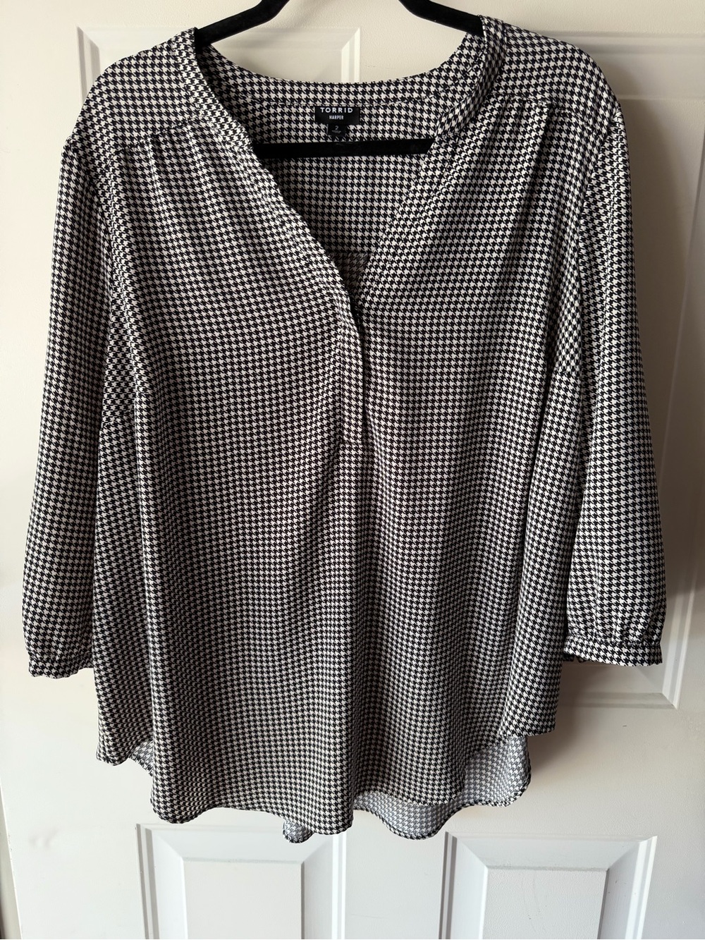 torrid Black and White Houndstooth Split-Neck Blouse